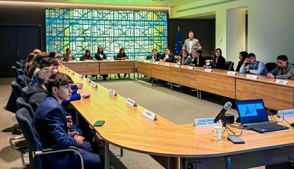 “GRUNI ‘Children for Children’ Winners Visit Brussels”